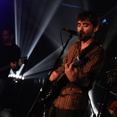 Sous les projecteurs 2